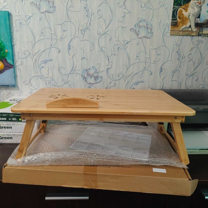 Стол для ноутбука