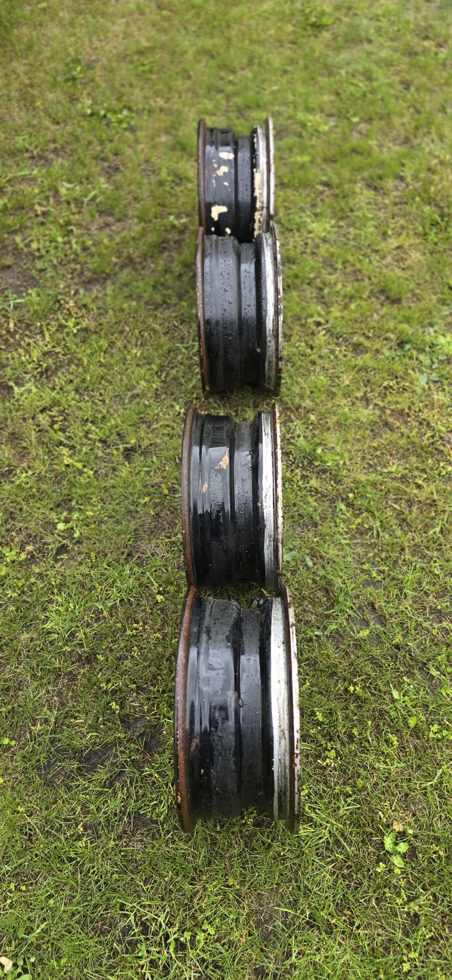 Felgi stalowe BMW oryginal 13 cali ET18 4x100 Rekin E30