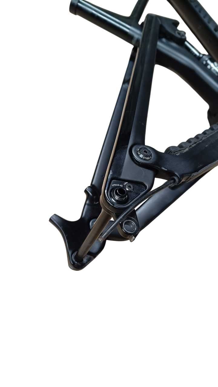 Quadro Canyon Strive CF 7.0