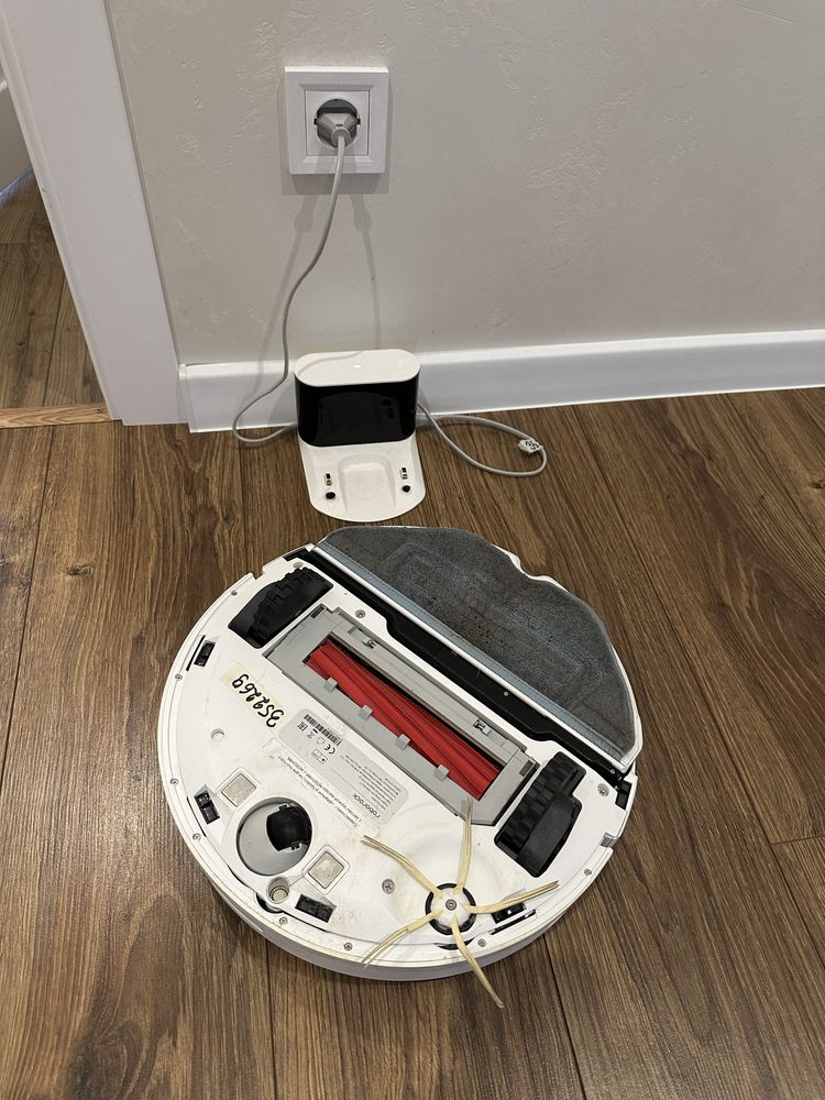 Робот пылесос Roboroc s7