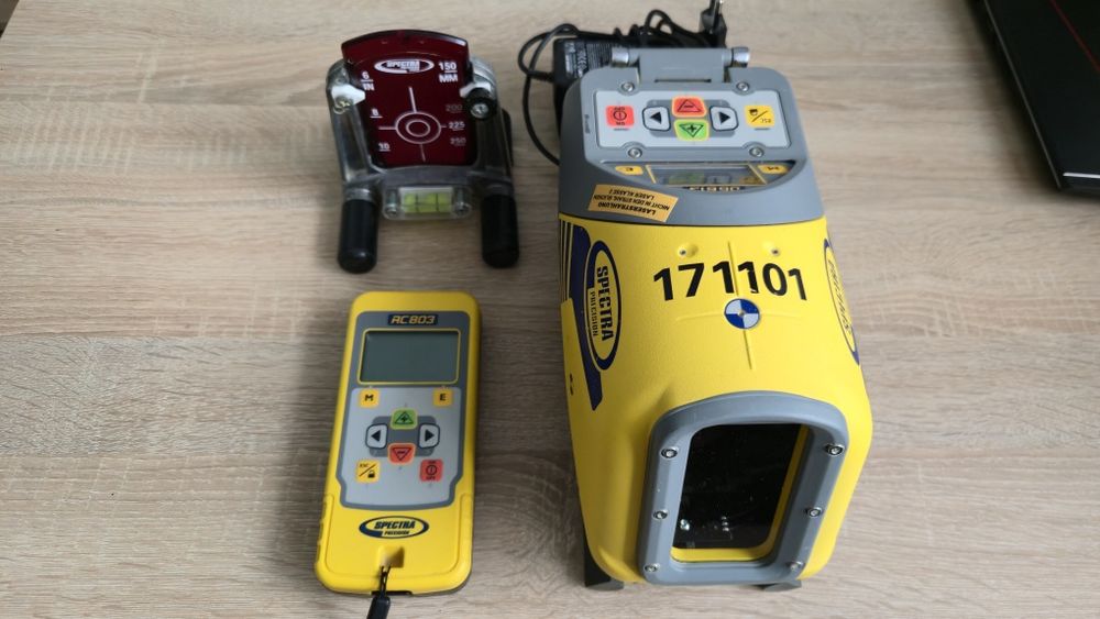 Spectra Precision DG613 Profesjonalny Laser Rurowy – Stan IDEALNY!