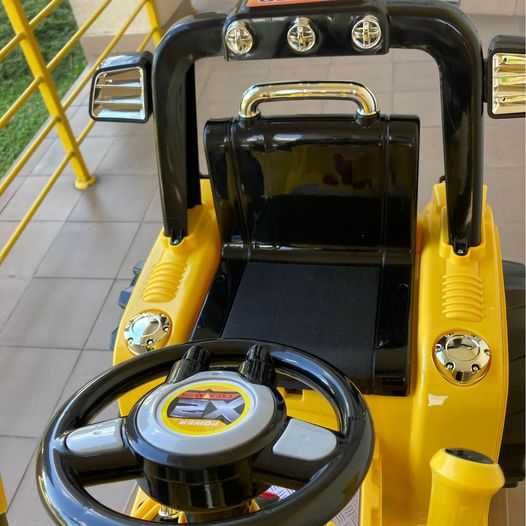 Traktor na Akumulator Koparka z ruchomą łyżką