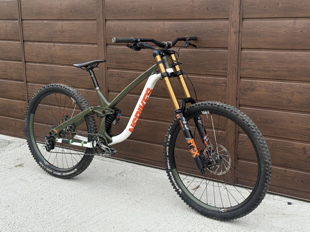 Rower dh Ns fuzz ( dh, fr, enduro, commencal, ns bikes, fox, sram, )