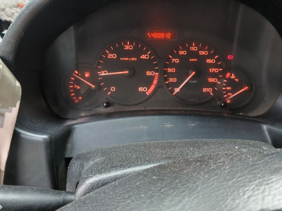 Продам автомобиль Ситроен Берлинго