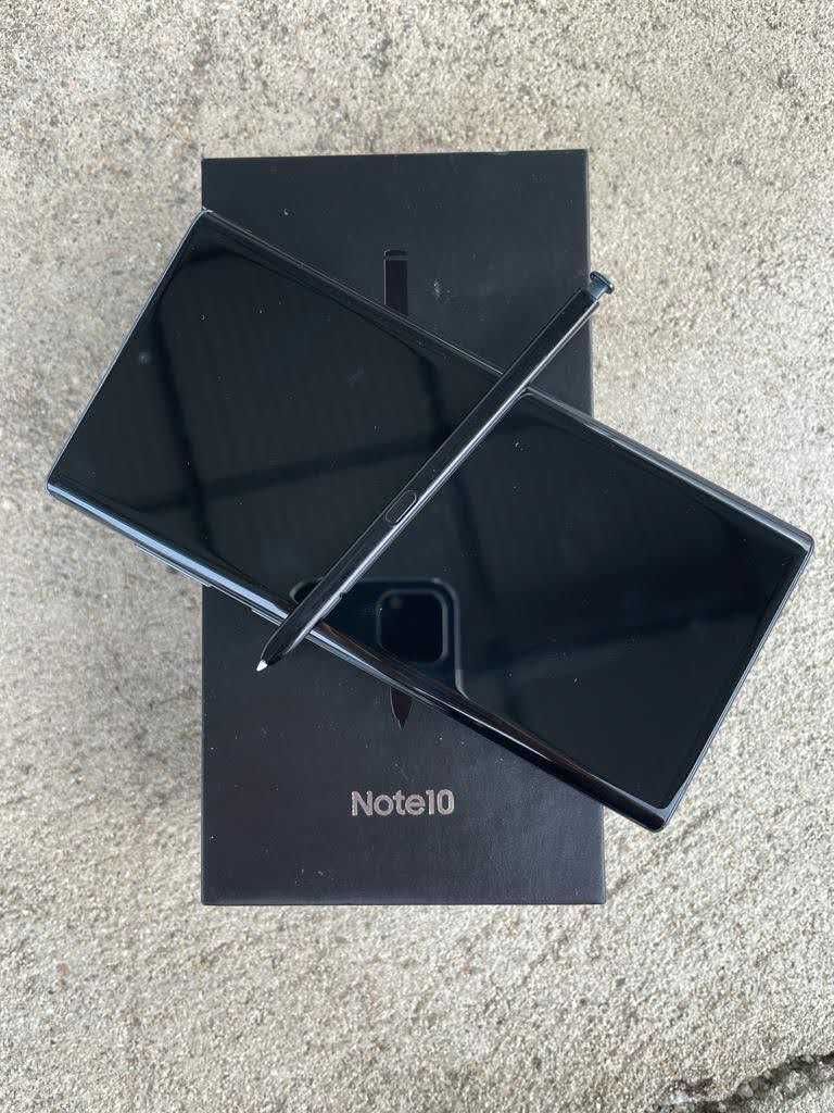 Samsung Note 10 - 8GB/256Gb - como NOVO + Acessórios