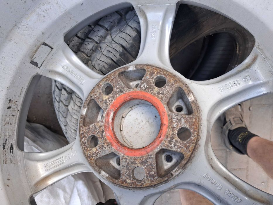 4x felgi alu R15 5x114,3 Toyota Auris Corolla Hyundai i30 i40 Kia Ceed