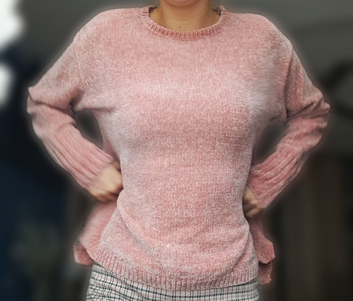 Gruby sweter różowy