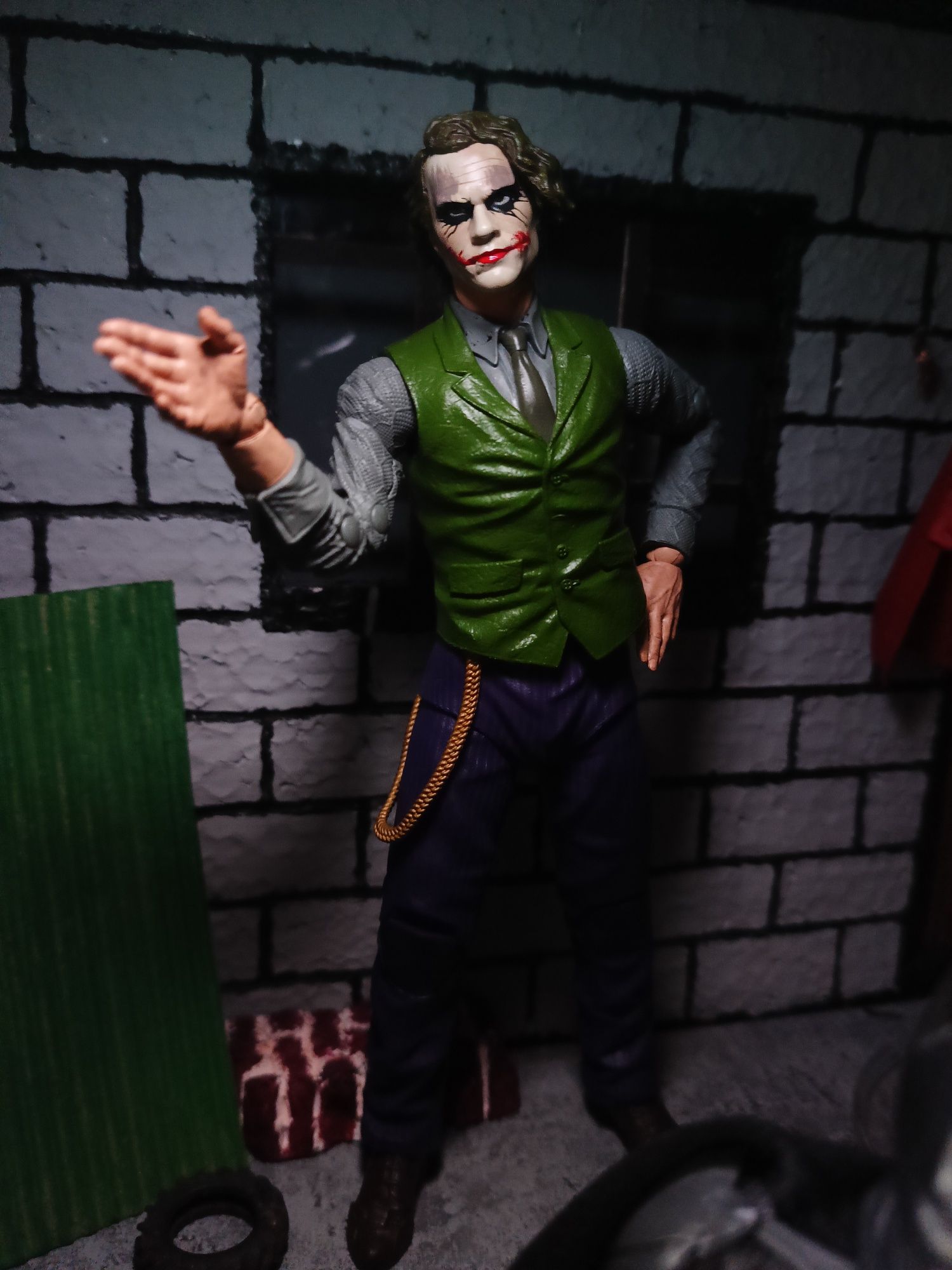 Figurka Joker Mcfarlane DC Comics Trylogia Nolana