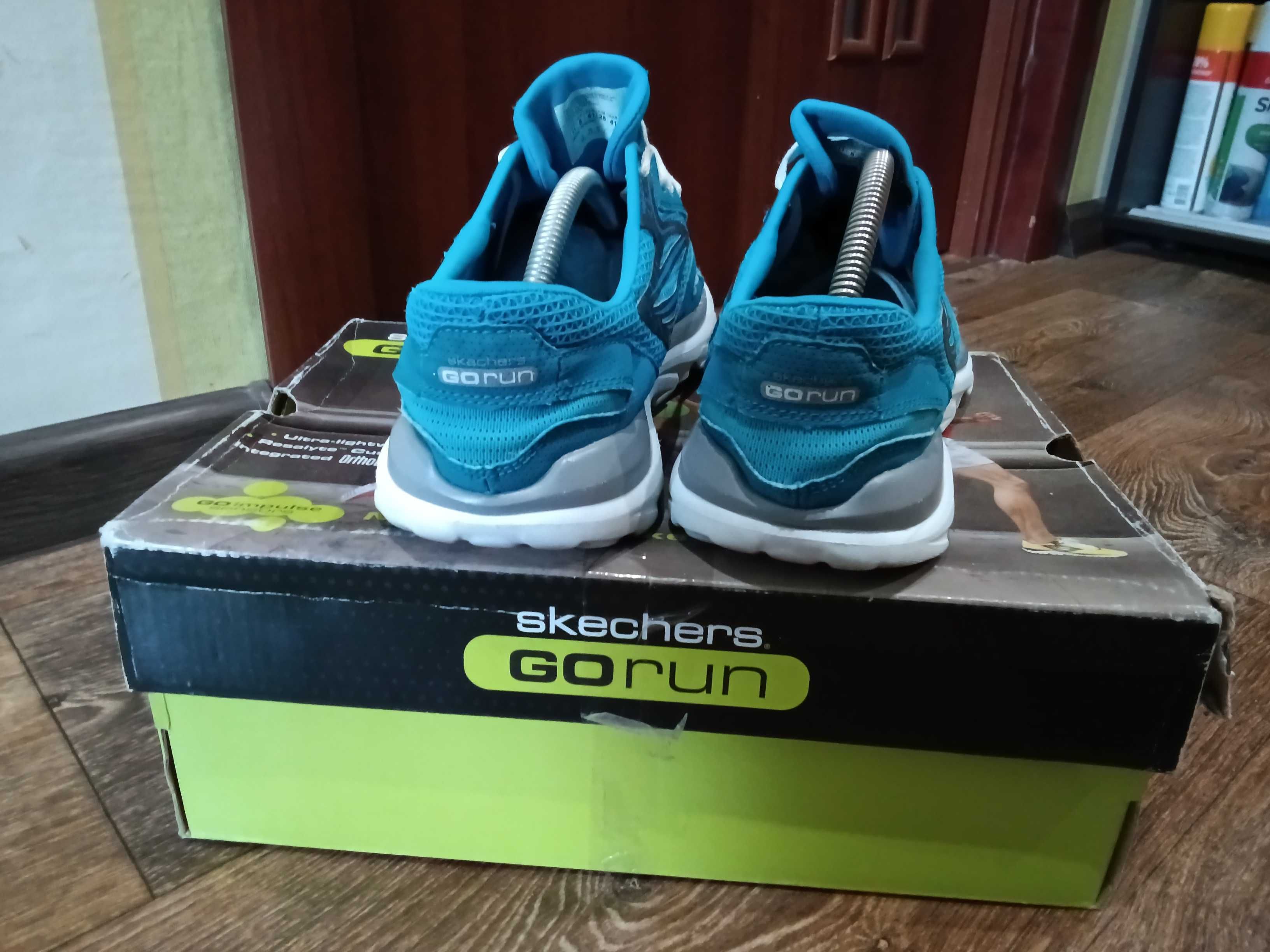 Кроссовки мужские беговые  Sketchers р. 42 Оригинал