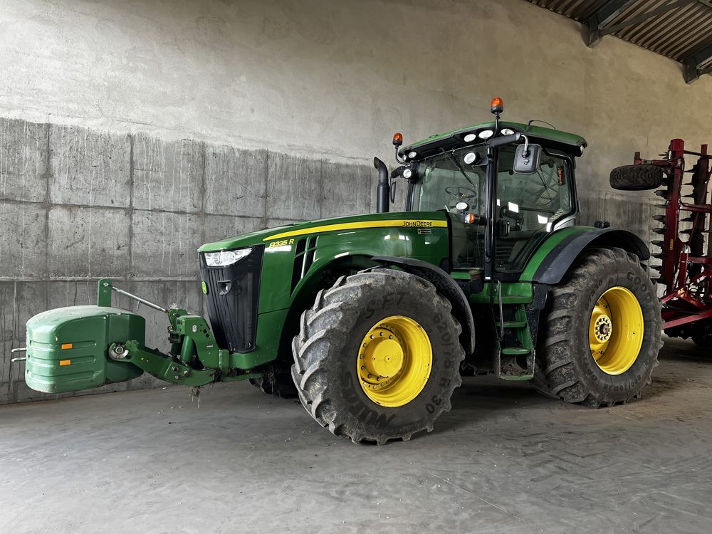 John deere 8r 8335r