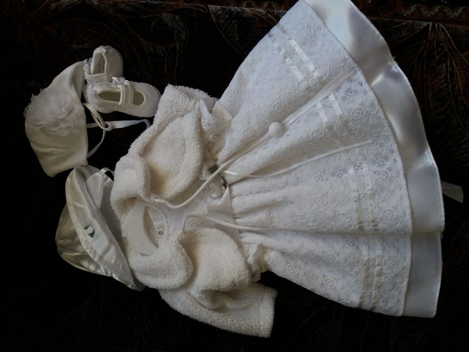 Rozm. 56 Śliczna biała sukienka bolerko czapeczka chrzest impreza