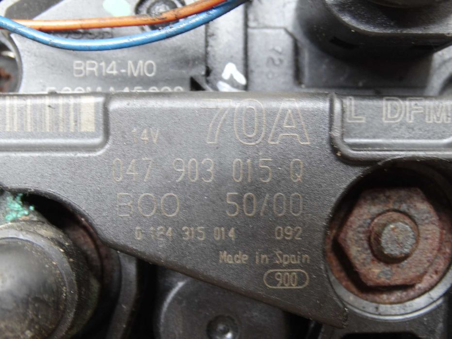 Генератор Skoda Fabia Шкода Фабія 1999-2003 1.0 1.4 бензин 047903015Q