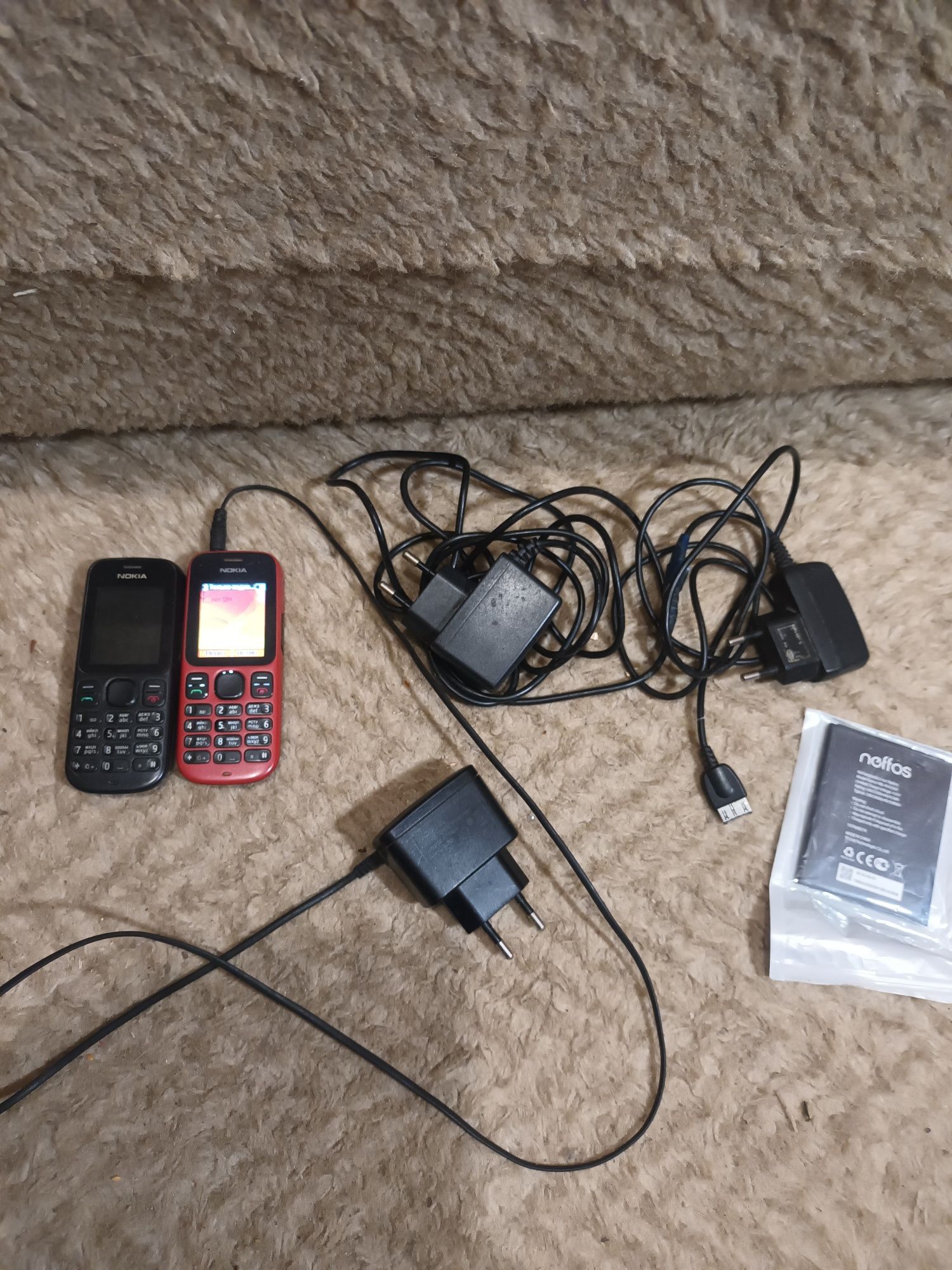 Кнопочный телефон nokia
