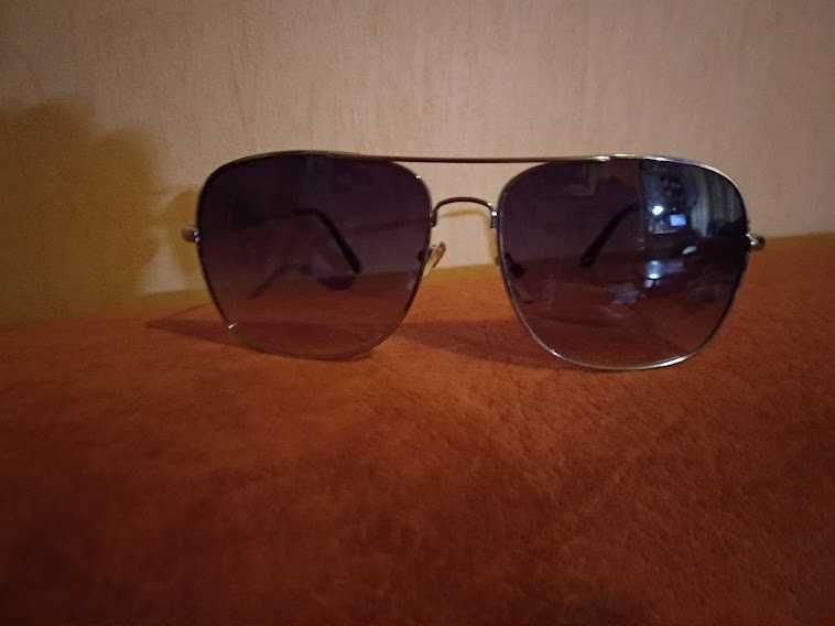 Солнезащитные очки