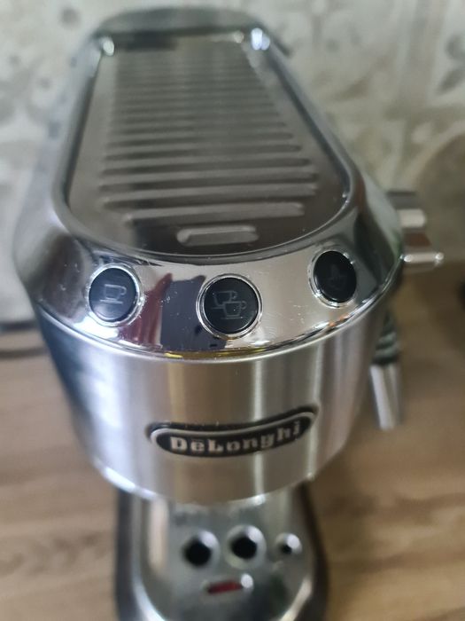 De'Longhi ekspres EC685M + młynek KG521M