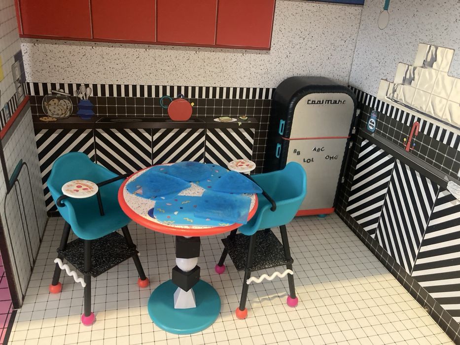 18 Lols, 3 Babys, 4 pets e uma Mansão procuram nova dona  - casa Lol