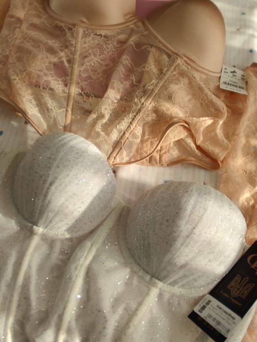 Корсети Tezenis, One luxury shop