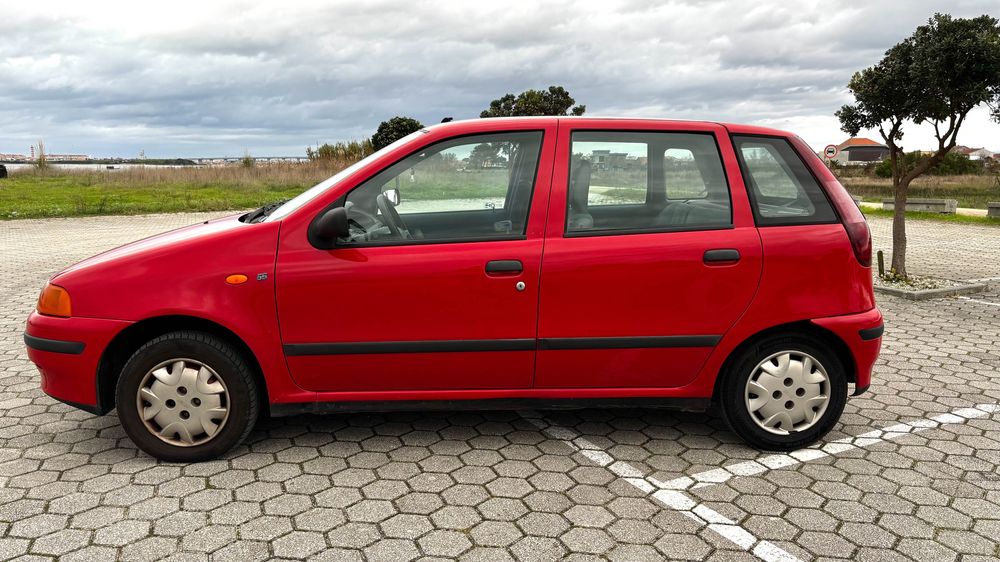 Fiat Punto 4 portas