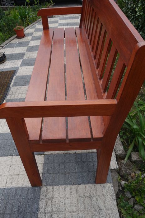 Banco de jardim este /outros modelos e cores