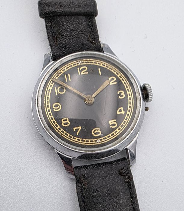 Ciekawy zegarek wojskowy niemiecki przedwojenny