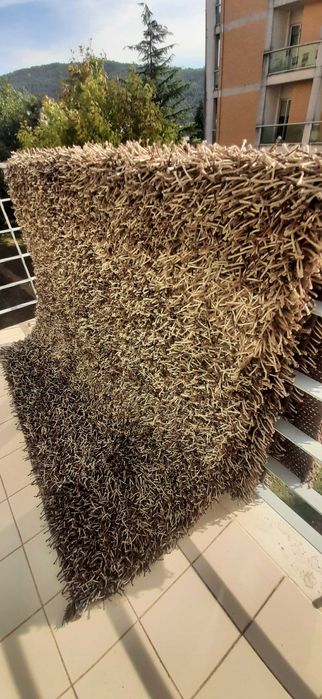 2 tapetes de pelo castanho e bege