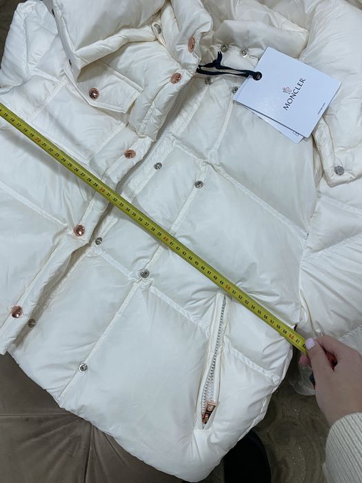 Куртка пуховик пуфер вкорочений Moncler