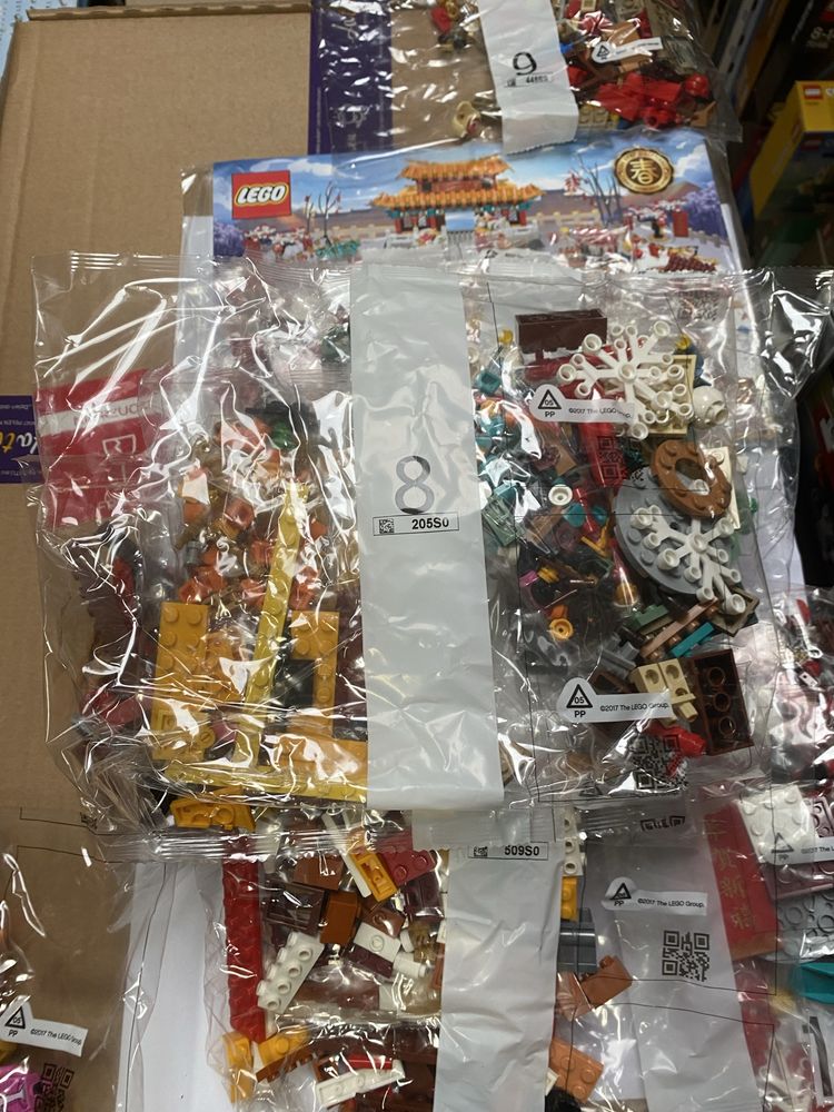 Lego 80105 - Chiński Jarmark Noworoczny - NOWE! Bez Pudełka