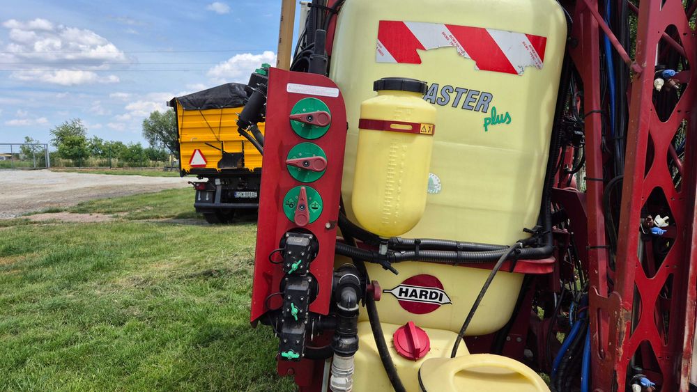 Opryskiwacz Hardi Master 1800l 28m + Front Tank 1000l 2012r