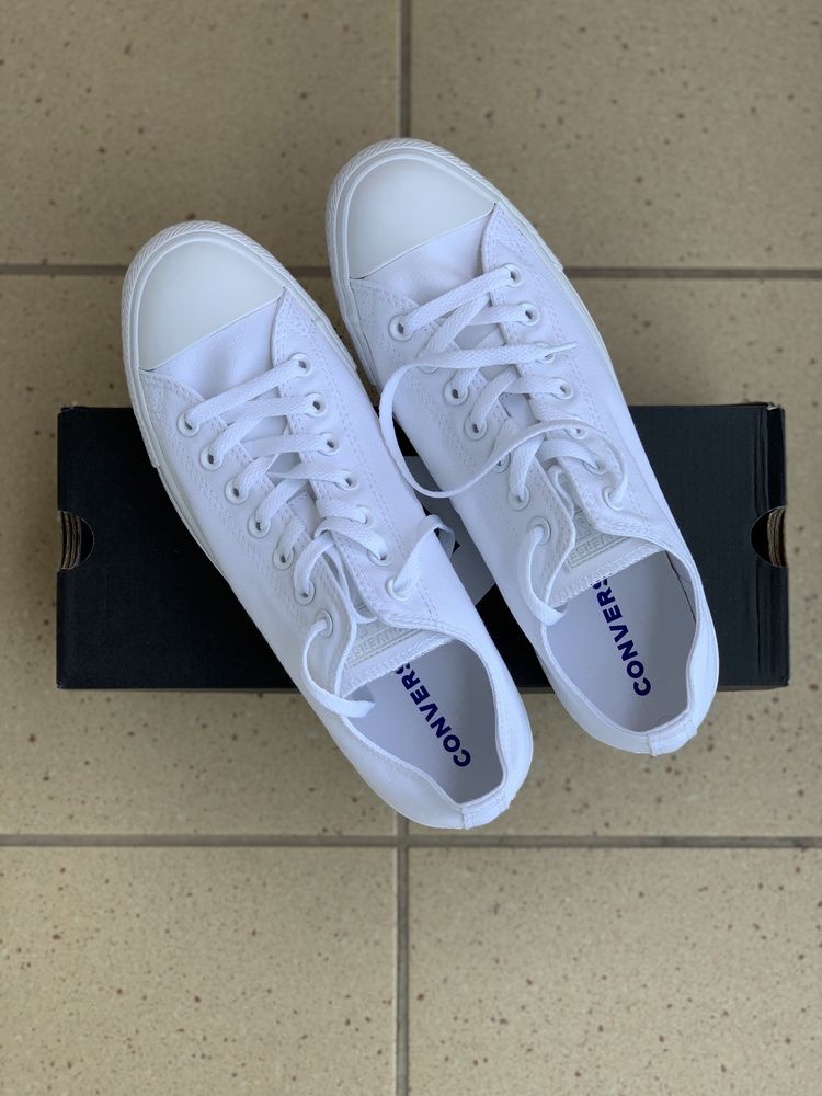 trampki converse białe 44 nowe