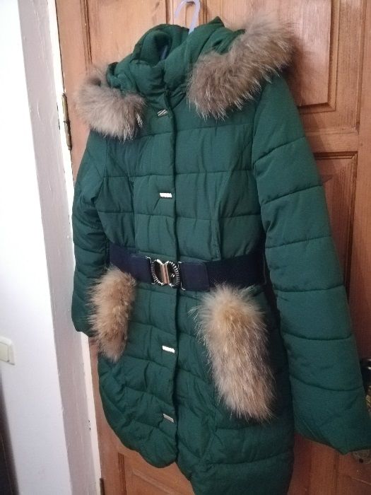 Зимнее пальто на девочку 11-12 лет