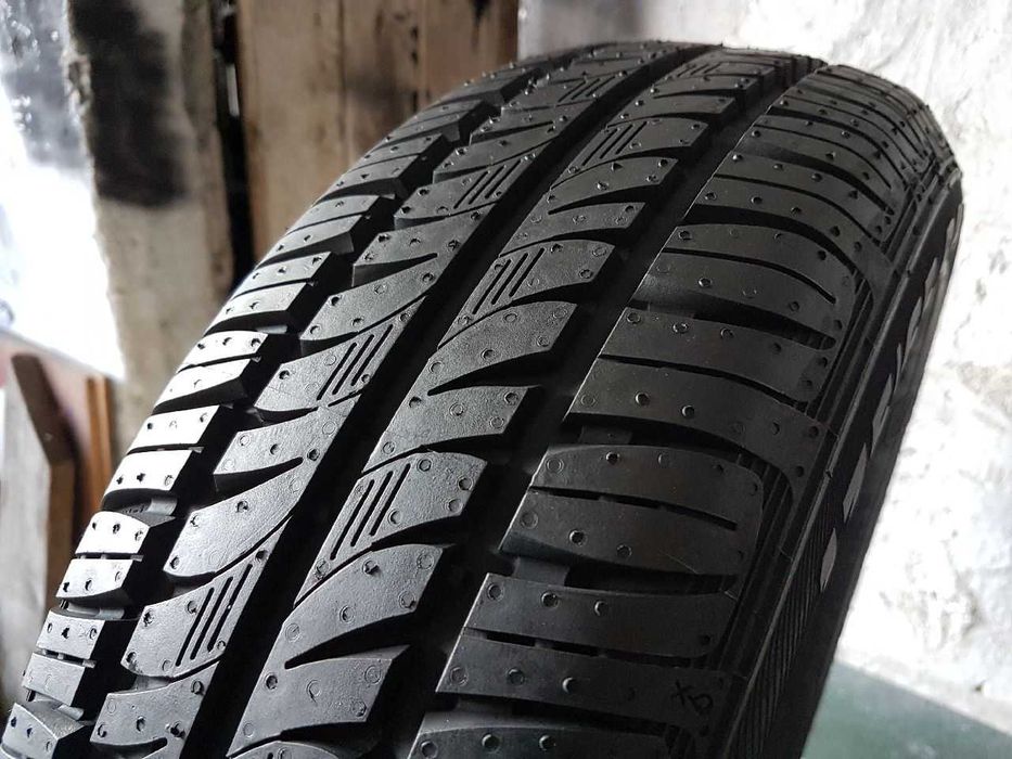 Opona Jak Nowa Demo letnia 175/65R14 8,5mm Semperit Comfort-Life 2