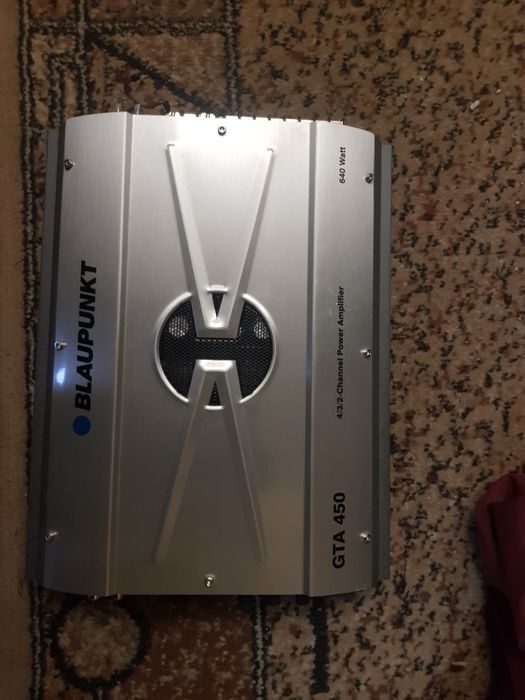 Авто підсилювач 4