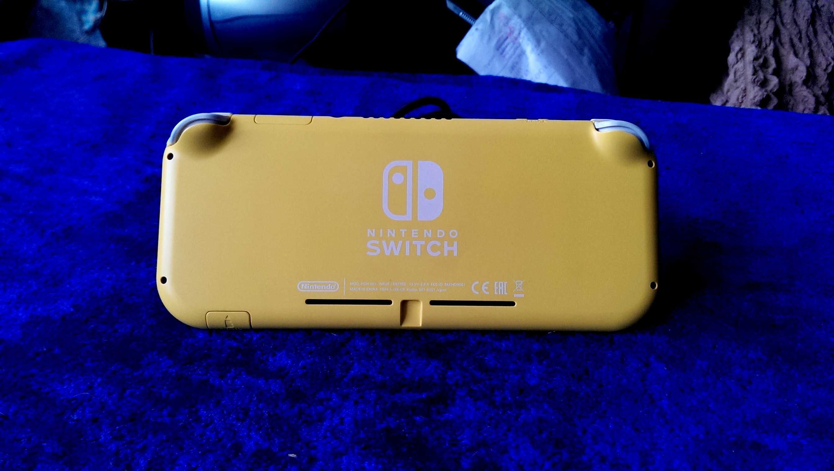 Игровая приставка Nintendo Switch Lite Глобальная версия 32Gb+32Gb.