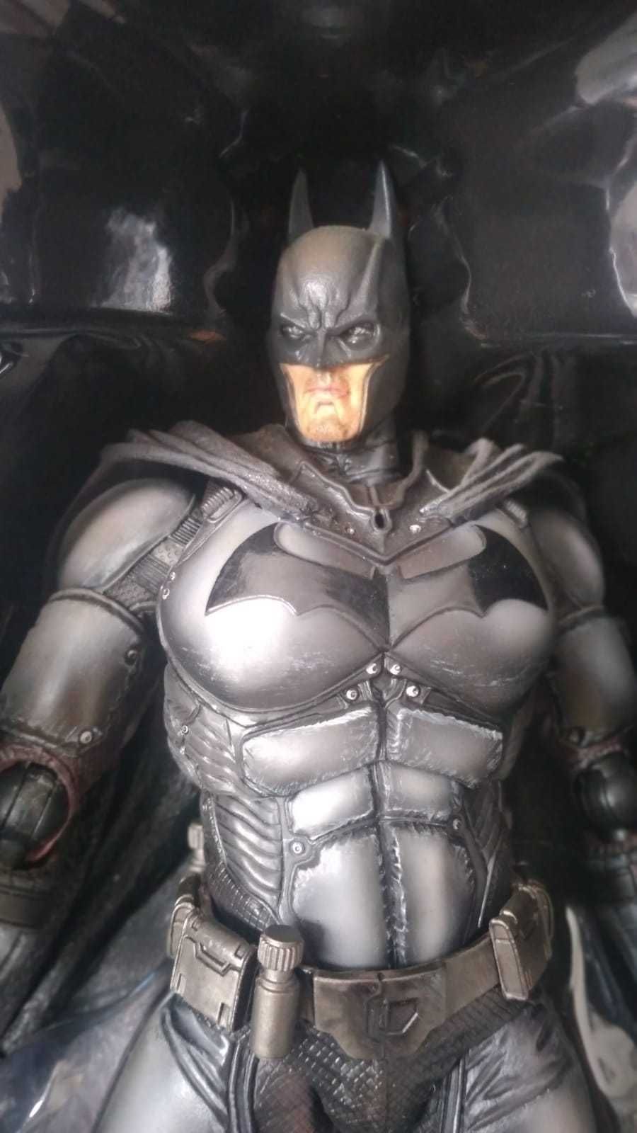 Play Arts Kai - Batman Arkham Origins - Batman - Como Novo