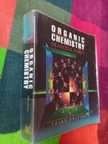 Livro Organic Chemistry, de Francis Carey.