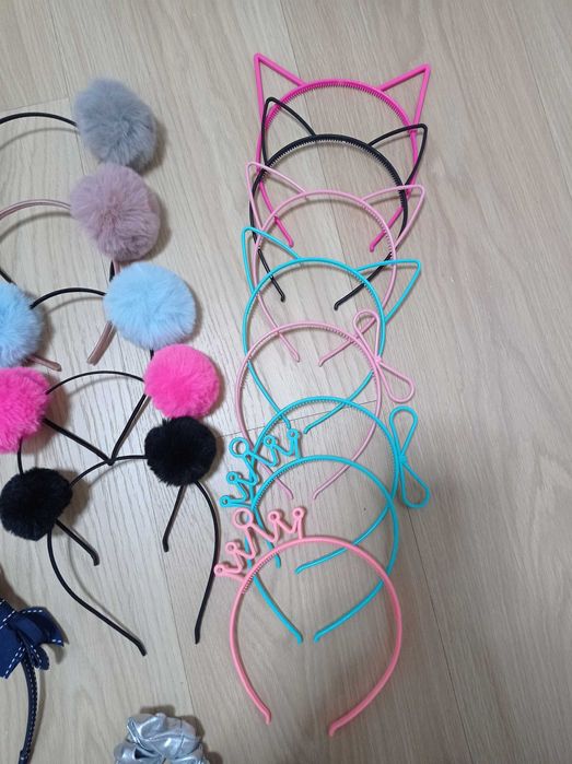 Zestaw opasek i gumek do włosów