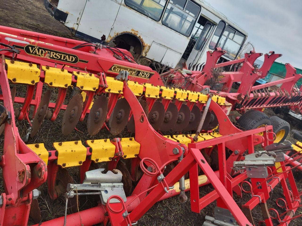 Дискова борона Vaderstad Carrier 820