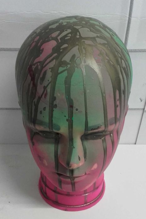 Busto feminino pop art. Colectores.