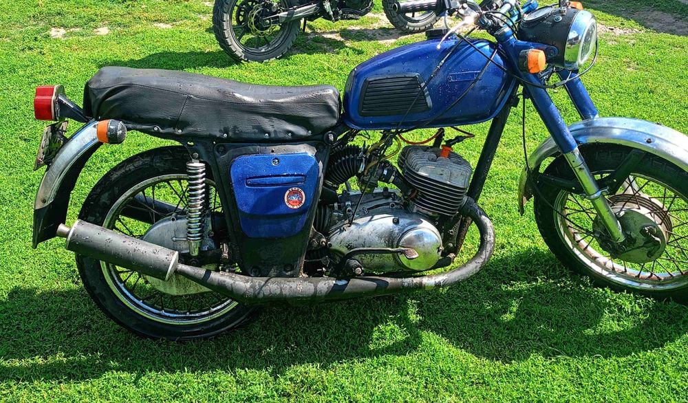 Продам або обміняю іж Юпітер 4