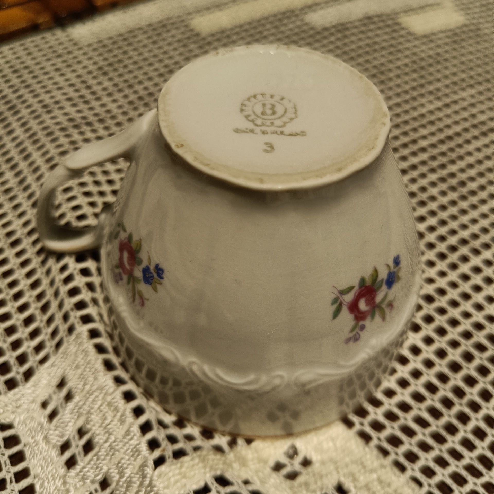 Stara filiżanka porcelanowa Bogucice