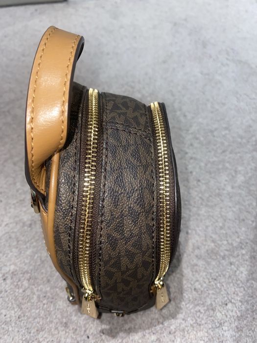 Сумка -рюкзачок жіноча Michael Kors