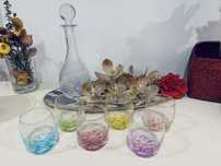 Conjunto de copos coloridos novos