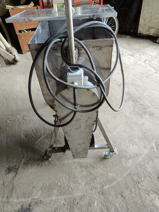 Mieszałka do mięsa, kiełbasy