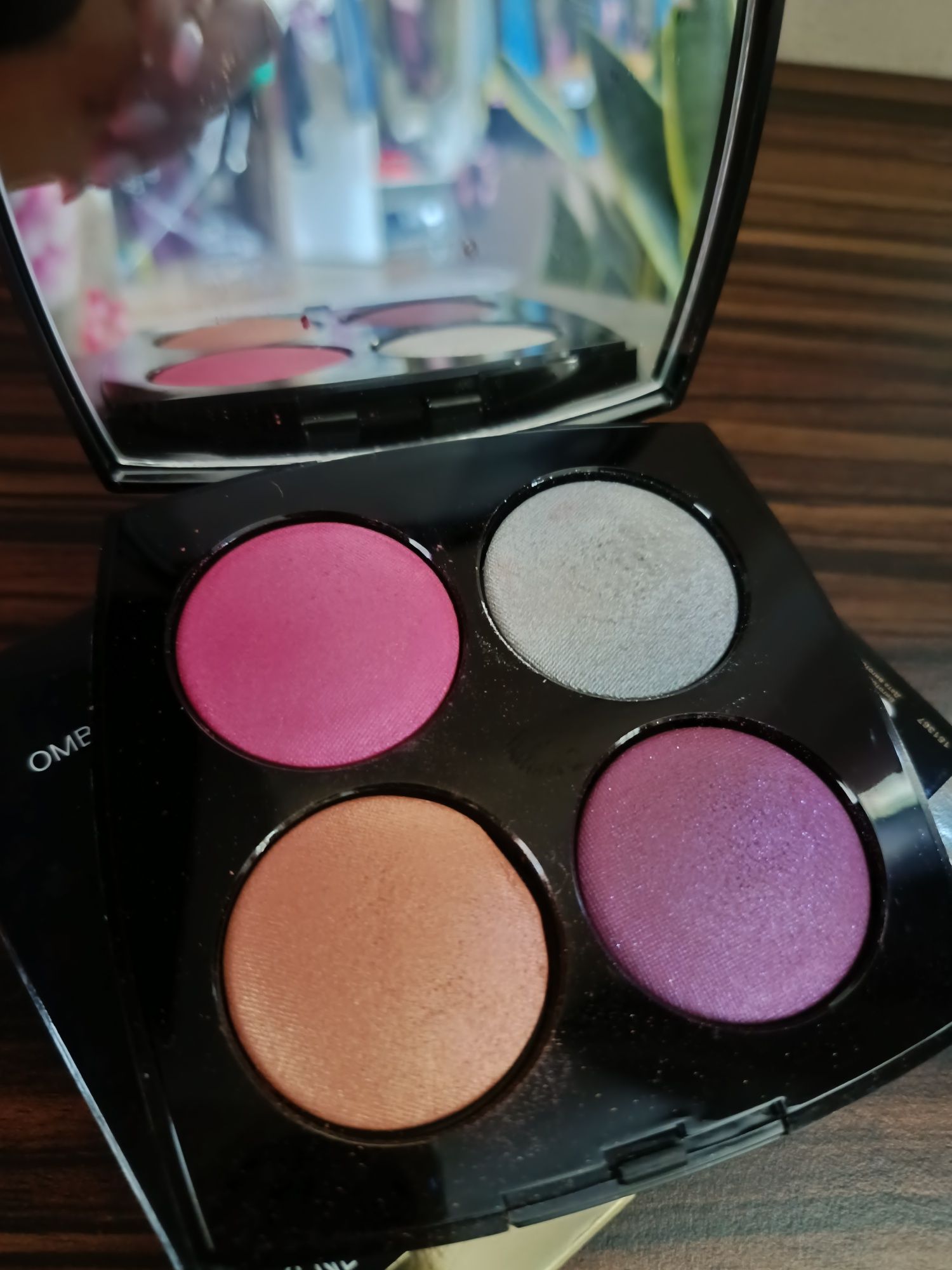 Chanel тіні, велика палетка, різдвяна лімітка