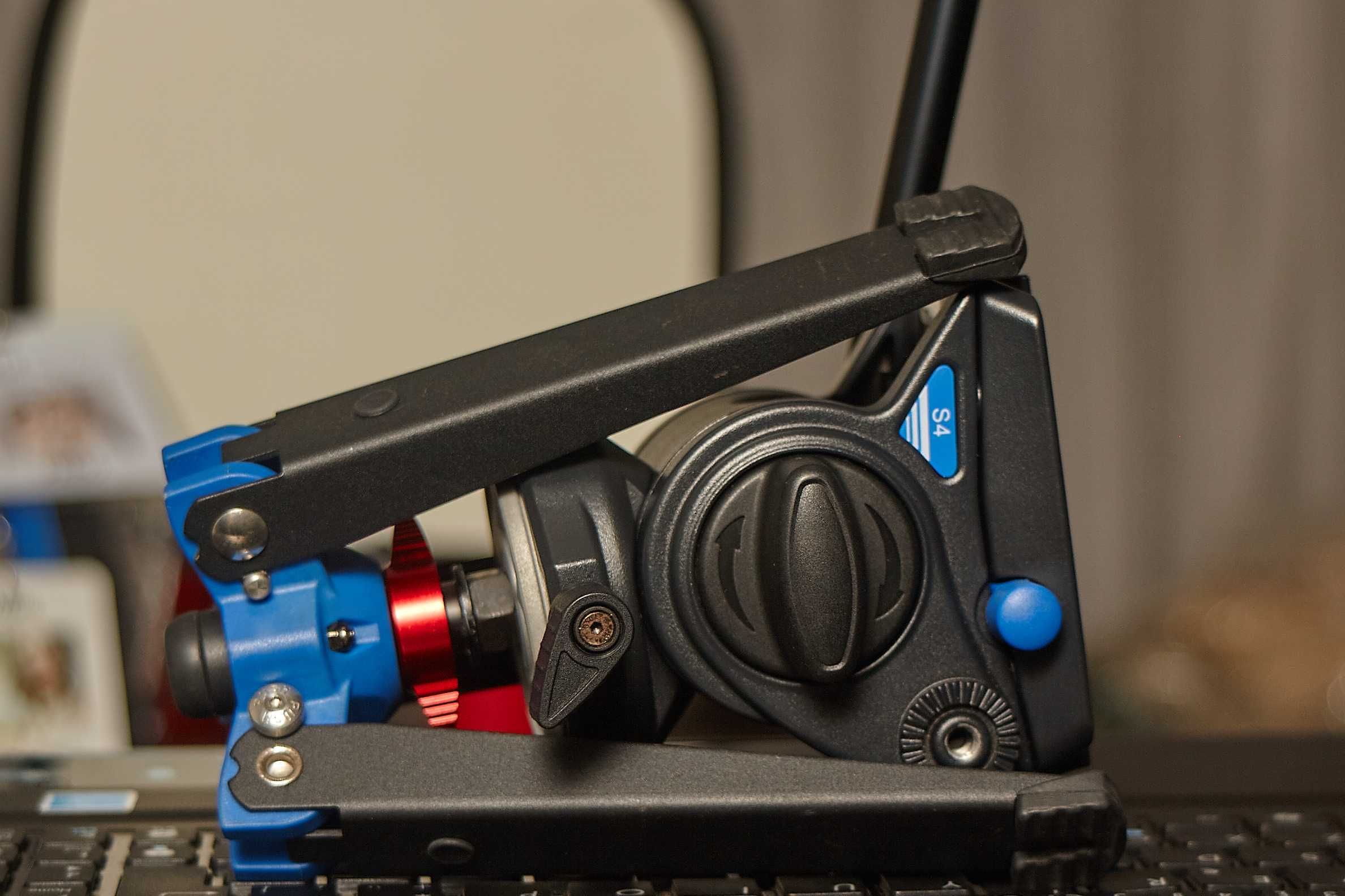 Benro hidraulic video head s 4 Pro c/benro vt3  p/ plataforma
