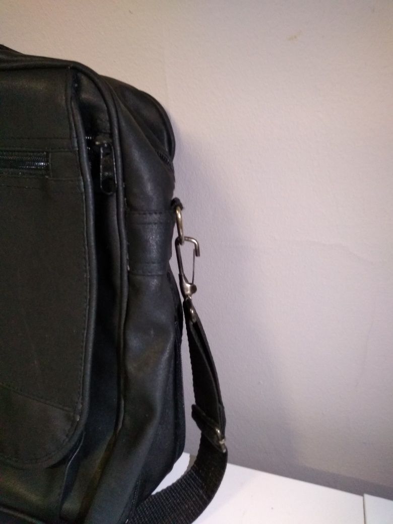 Skórzana torba na laptopa dokumenty RENWICK 40x30x16 cm