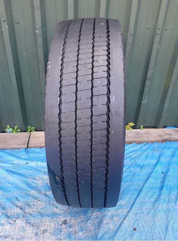 Opona Giti 275/70 - R 22,5 22.5 Gau 861