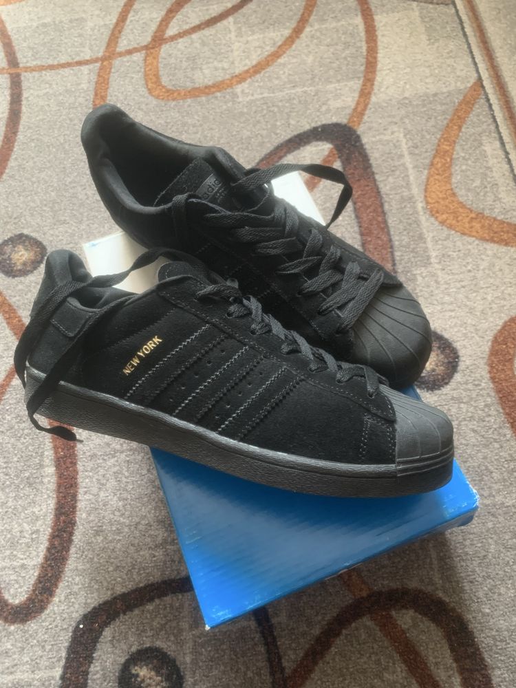 Коосовки  Adidas Surerstar