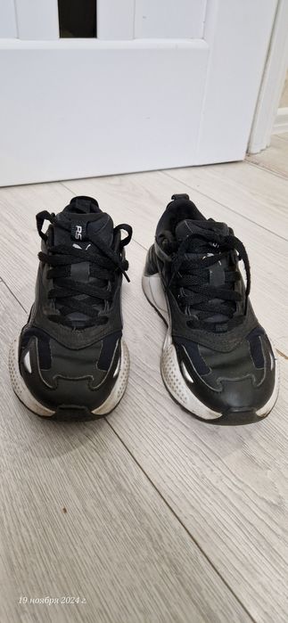 Оригінальні кросовки Puma