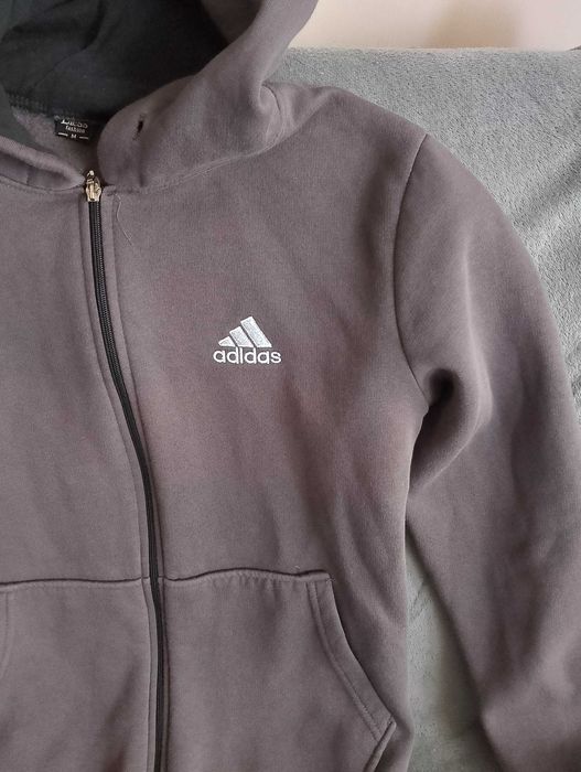 Bluza ADIDAS z kapturem.